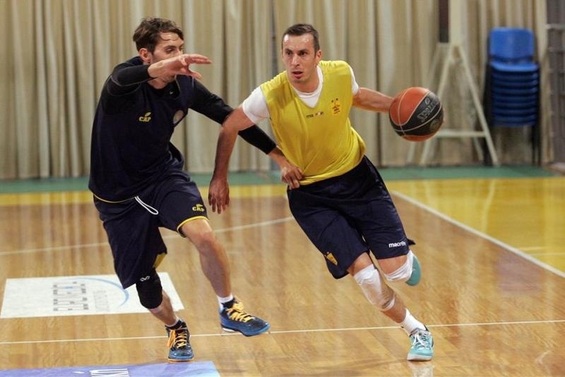 Άρης: Χωρίς Βεζένκοφ, Σίμτσακ με Μαχητές (photos)