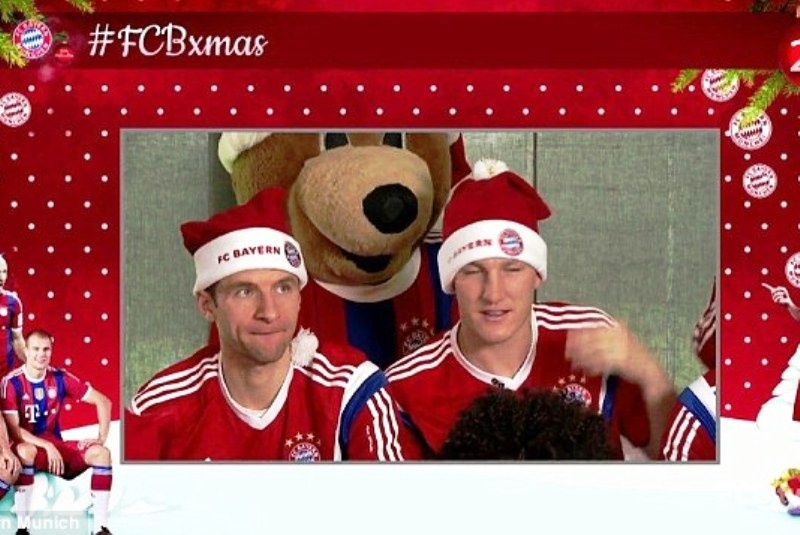 Ευχές και τραγούδια από την Μπάγερν και τους οπαδούς της (video)