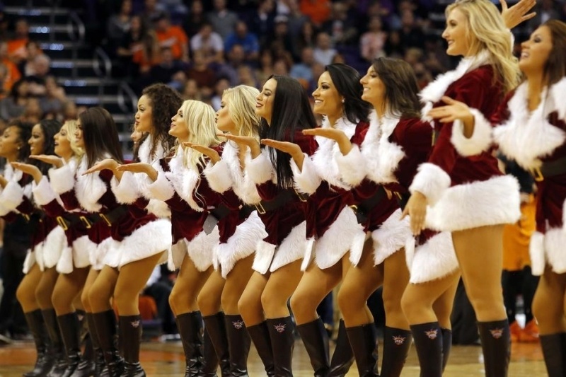 NBA: Χριστουγεννιάτικες χορεύτριες (photos)