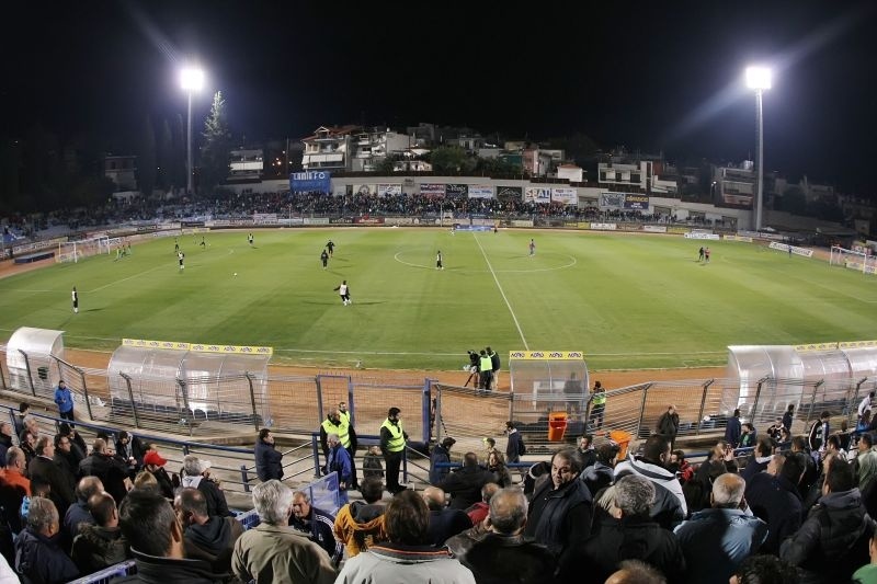 Λαμία: Στέγαστρο στο ΔΑΚ