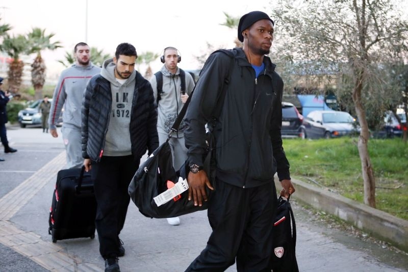 Ολυμπιακός – Παναθηναϊκός: Η άφιξη των «ερυθρόλευκων» (photos)