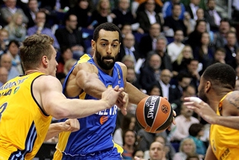 Ραντλ: «Ανυπομονώ για το Top 16 με τη Μακάμπι»