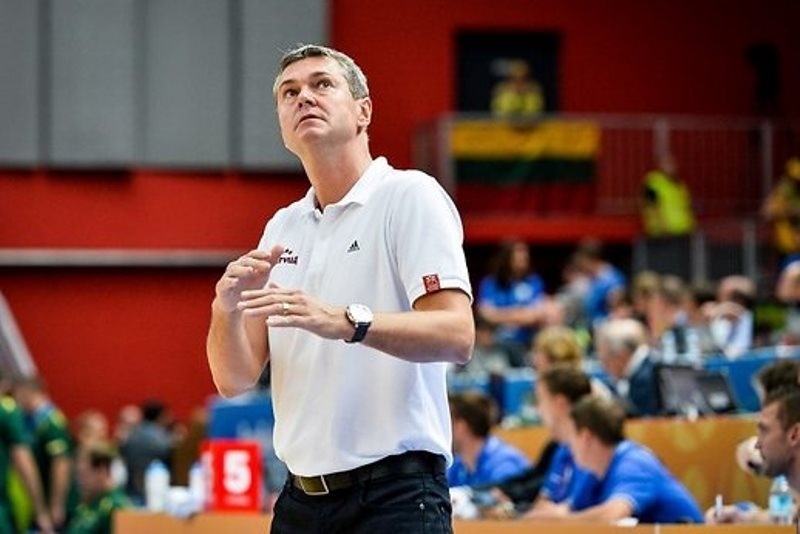 Νίζνι: Ανανέωσε ο Μπαγκάτσκις