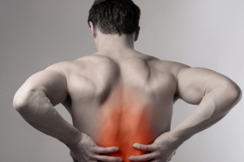 Κάψιμο στην πλάτη: Για ποιες παθήσεις προειδοποιεί