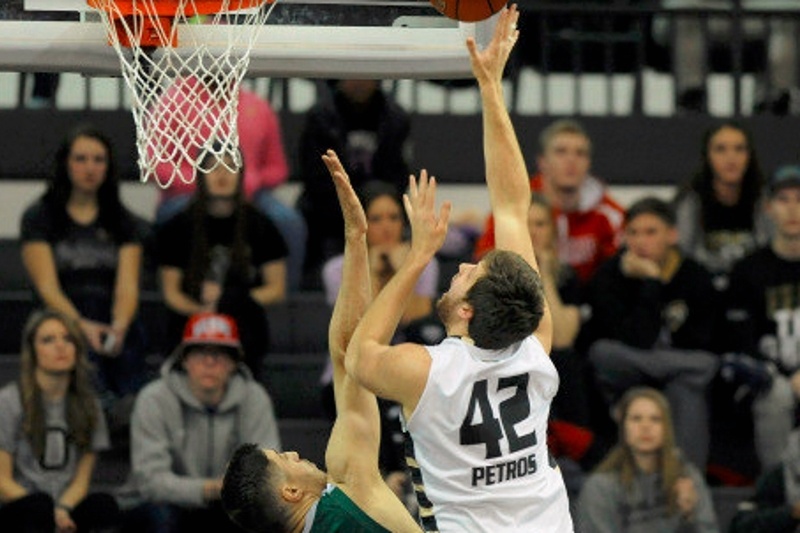 NCAA: Ρεκόρ καριέρας για Κόρεϊ Πέτρο! (videos)