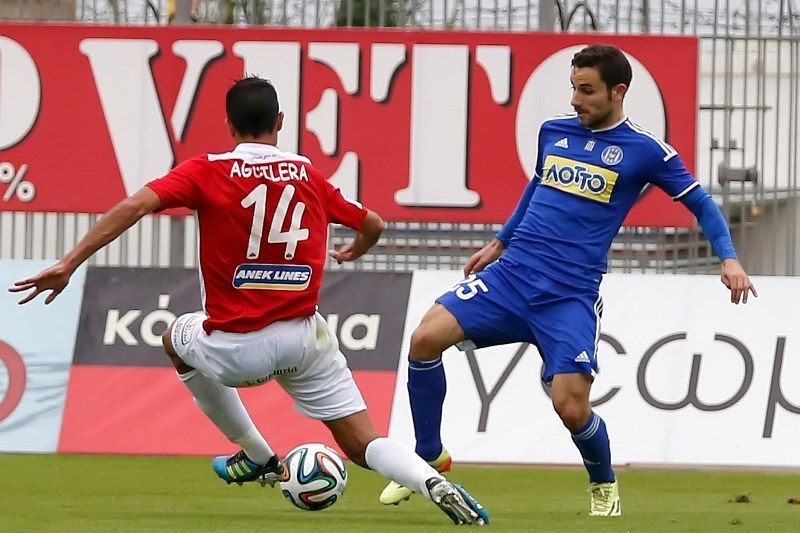 ΑΕΛ Καλλονής: Σοβαρό τροχαίο για Ναβάρο (photos)