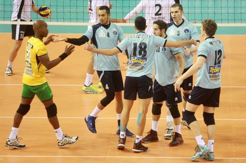 Volleyleague: Λαμία ζωντανή… ροκάρει στην ουρά!
