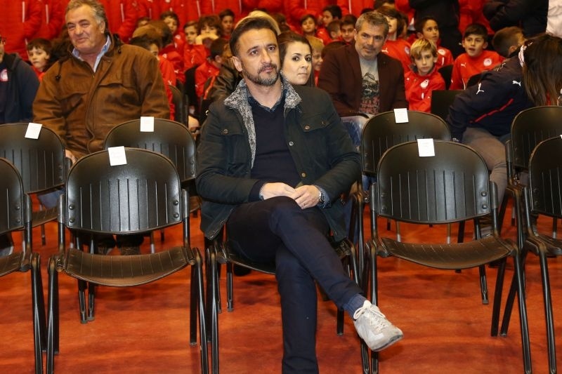 Ολυμπιακός: Μήνυμα Περέιρα για Ντνίπρο