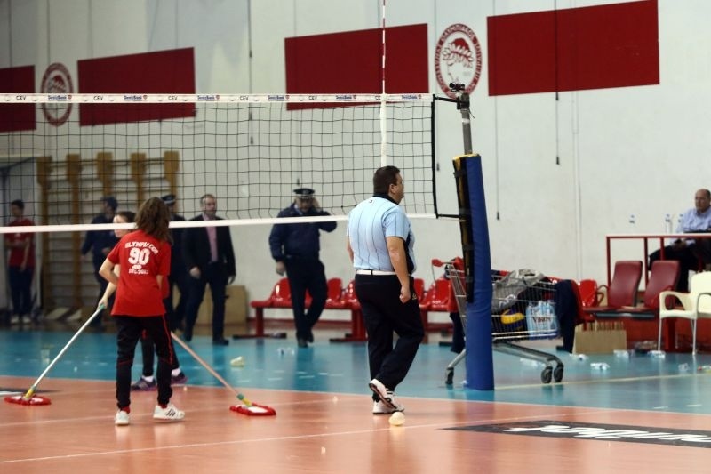 Ολυμπιακός: Κεκλεισμένων με Παναθηναϊκό