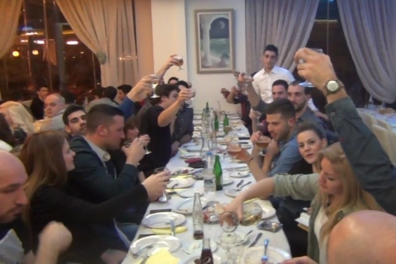 Ένωση Ιλίου: Το έριξαν έξω! (photos)