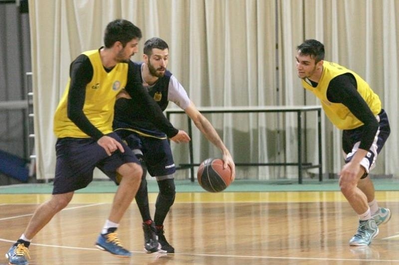 Άρης: Αιμάτωμα ο Μούρτος