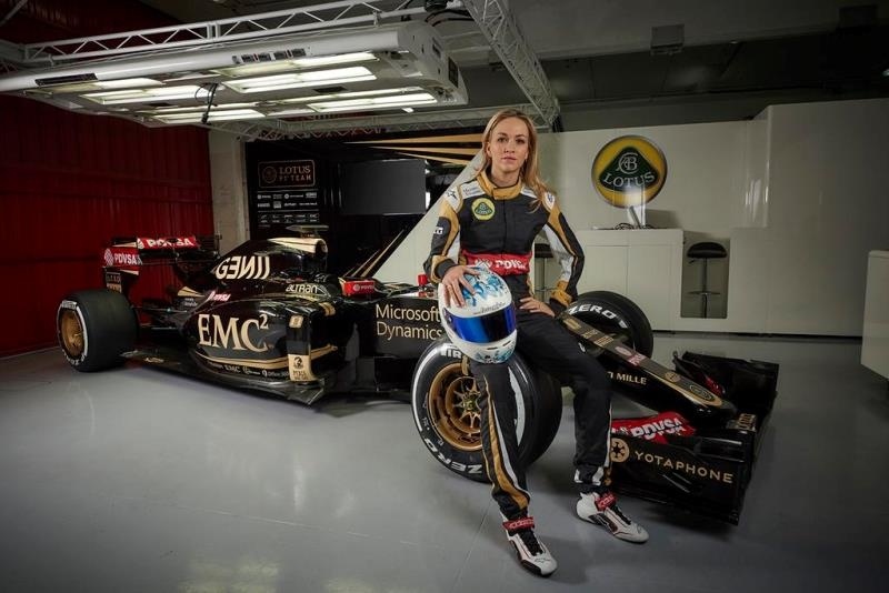 Λότους: Και άλλη γυναίκα στη Φόρμουλα 1! (photos)