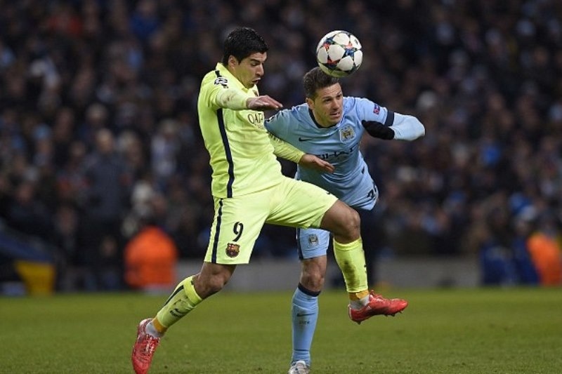 Αντεπίθεση Σουάρεζ κατά των Άγγλων για την … υποψία δαγκώματος