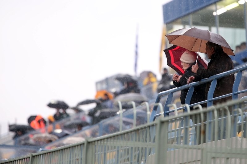 Αστέρας Τρίπολης: «Αγάπη αδιάβροχη» (photo)
