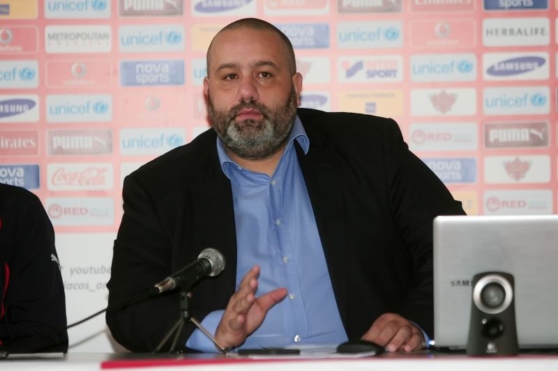 Καραπαπάς: «Να διαβάσουν τους κανονισμούς»