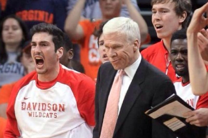 NCAA: Τρεις Έλληνες στα πλέι οφ (videos)