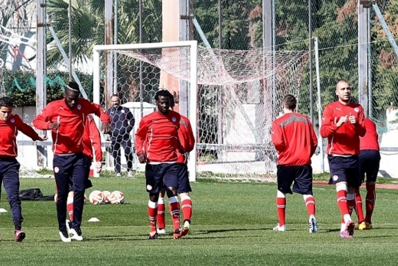 Ολυμπιακός: Με Μήτρογλου και Ομάρ η αποστολή