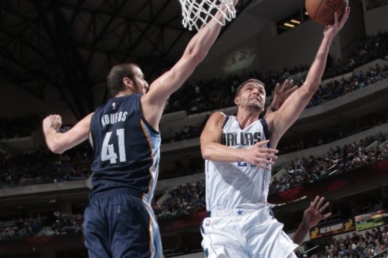 Μέμφις Γκρίζλις: Όρθιοι με Κουφό στο Ντάλας (videos)