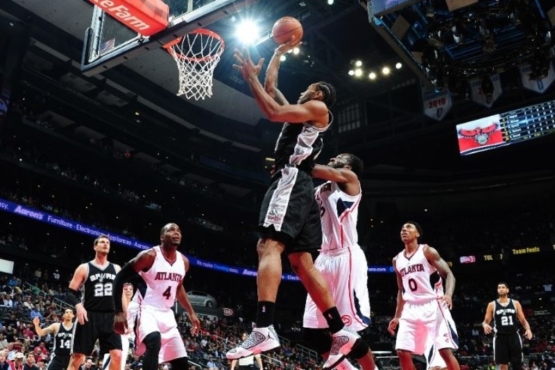 Σαν Αντόνιο Σπερς: «Βόλτα» στην Ατλάντα (video)