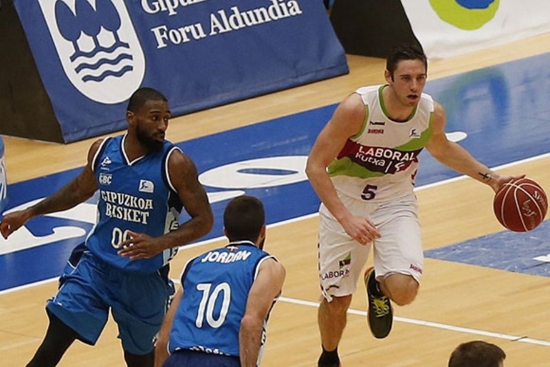 Λαμποράλ Κούτσα: «30άρα» μετά τον Ολυμπιακό (video)