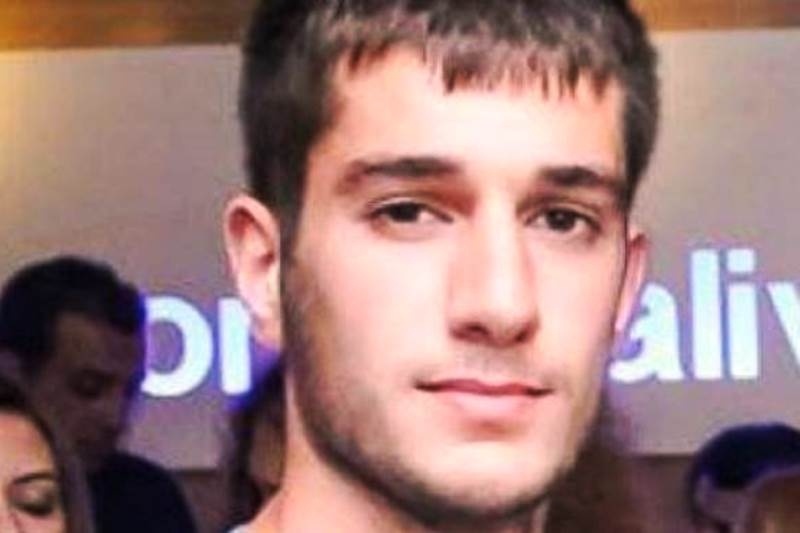 Συγκάτοικος Γιακουμάκη: «Τα τελευταία λεπτά κάτι συνέβη. Ο Βαγγέλης έγινε «άλλος» άνθρωπος»