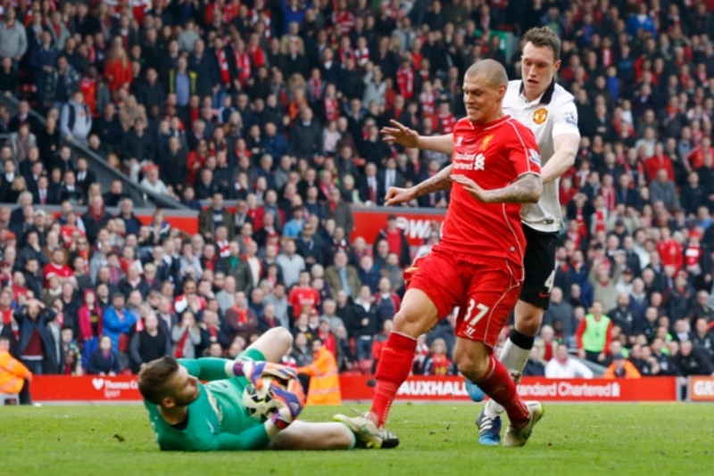 Τρεις αγωνιστικές στον Σκρτελ