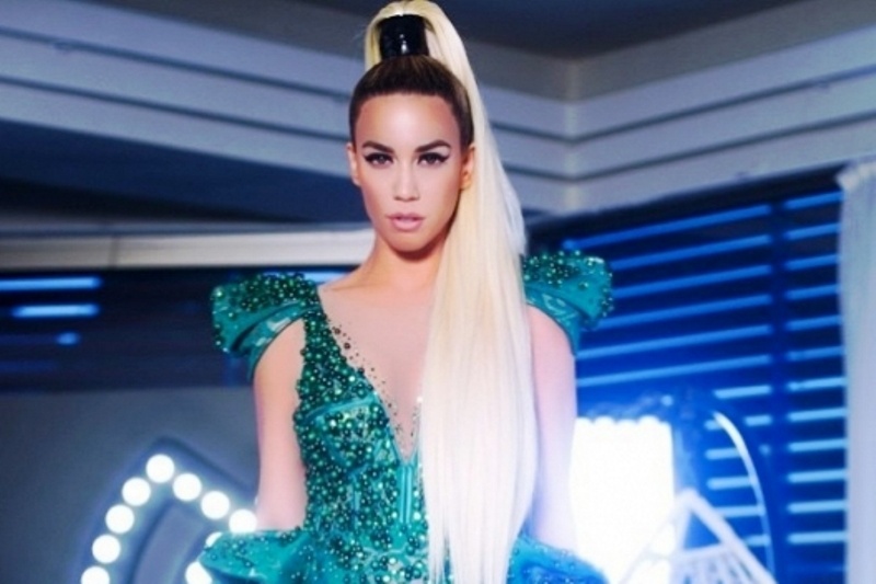 Ζώδια και Αστέρια: Η Κριαρίνα, Κατερίνα Στικούδη και ο... Σερίφης της ζωής της