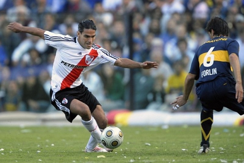 Ρίβερ Πλέιτ καλεί Φαλκάο