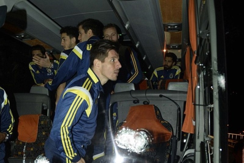 Τουρκία:Σκέπτονται διακοπή του πρωταθλήματος (videos)