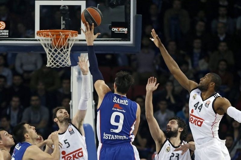 Ευρωλίγκα: Αναντολού Εφές – Ρεάλ Μαδρίτης 75-72 (video)