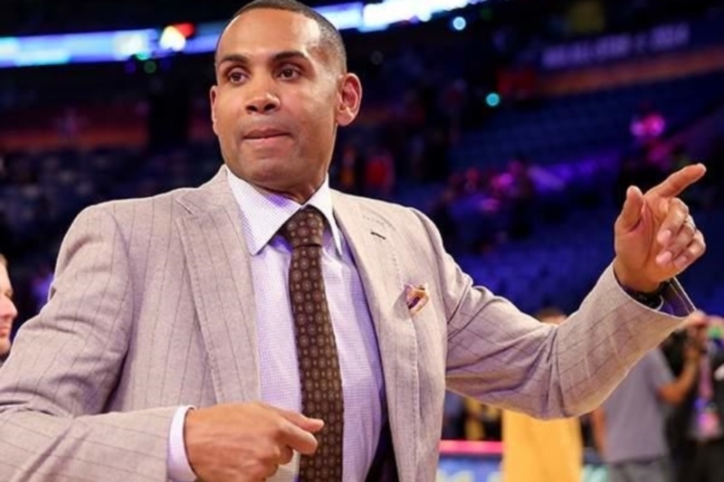 NBA: Αγοράζει τους Χοκς ο Γκραντ Χιλ
