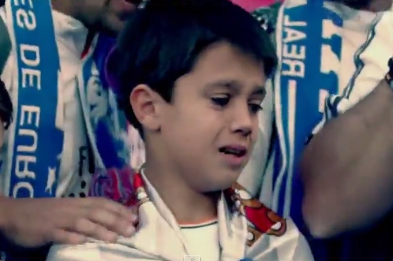 Υπέροχη χειρονομία από τον Κριστιάνο Ρονάλντο σε μικρό φίλαθλο (video)