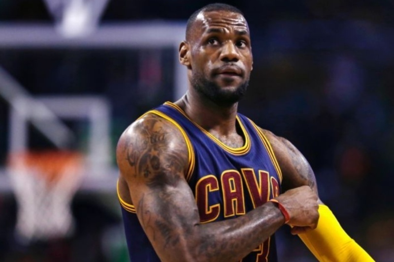 Κλίβελαντ Καβαλίερς: Ασταμάτητος Λεμπρόν και στη Βοστόνη (videos)