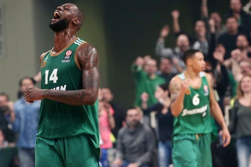 Με ανοικτές αγκάλες