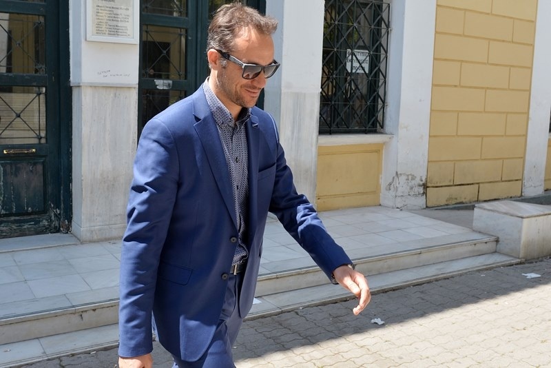 Τους πήραν την σφυρίχτρα....