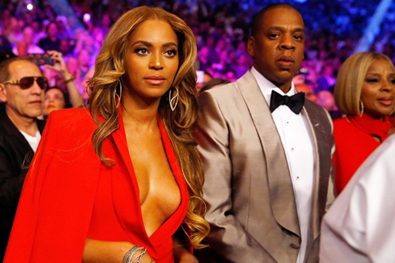 Η «καυτή» Beyoncé στη «μάχη» Mayweather vs Pacquiao (photos)