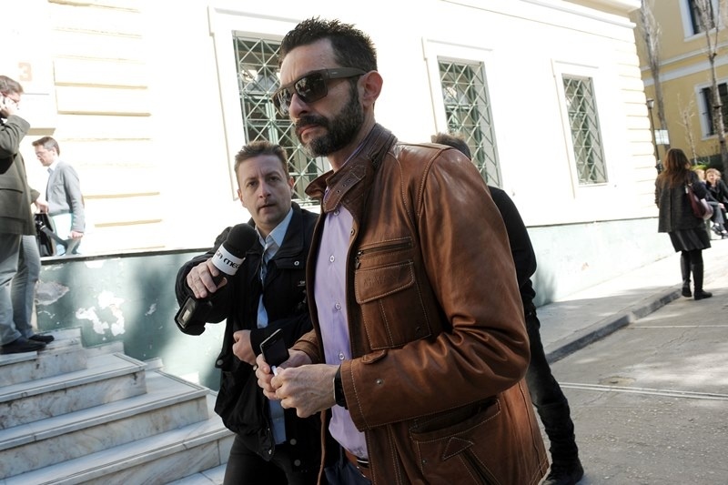 Στην Ευελπίδων και ο Δημητρόπουλος!