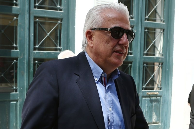 Διπλός περιοριστικός όρος και στον Αρβανιτίδη!