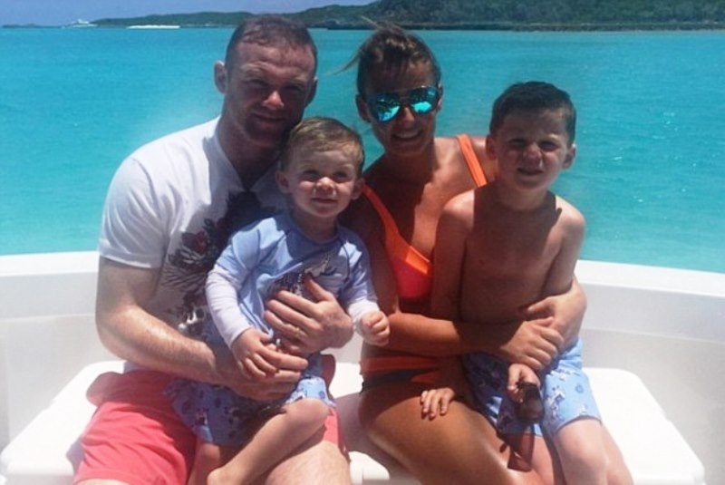 Γου-Ρούνι στη θάλασσα!!! (photo)