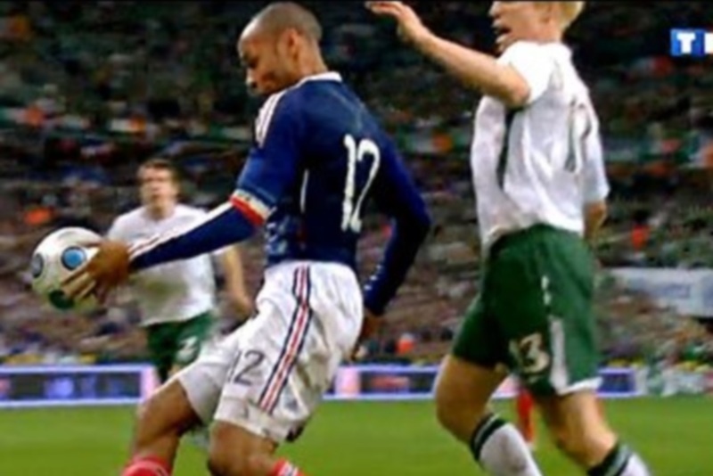 Το χέρι του Ανρί κόστισε  5 εκατ. ευρώ στην FIFA! (video)