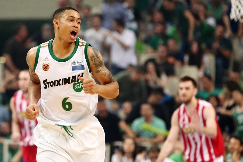 Σλότερ: «Θα τα παίξουμε όλα για όλα»