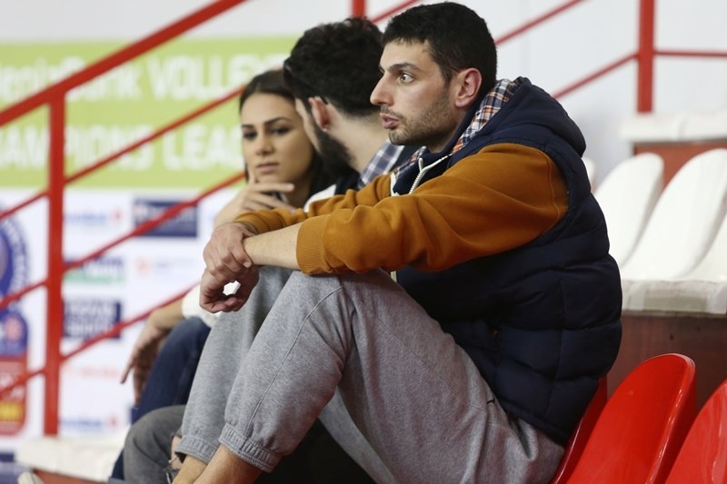 Ολυμπιακός: Έμεινε ο Σφενδυλάκης