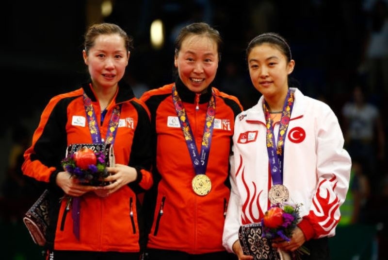 Πινγκ Πονγκ: «Χρυσοί» Οβτσάροφ και Λι Τζιάο στο Μπακού