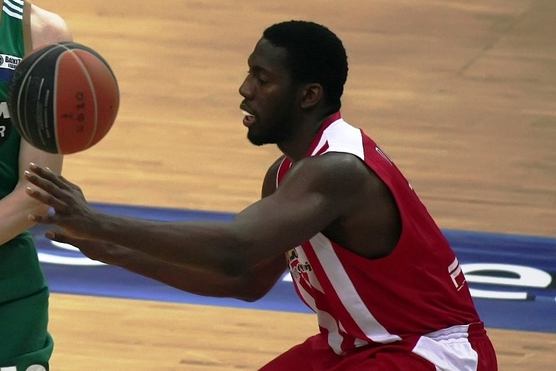 «Άκυρο» σε ΟΣΦΠ για χατίρι της Εφές ο Ντάνστον