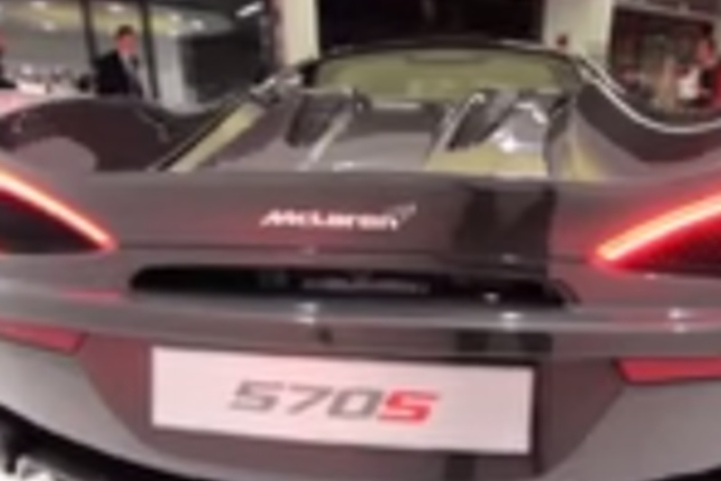 Η νέα McLaren τρελαίνει κόσμο! Ακούστε τον ήχο της μηχανής (video)