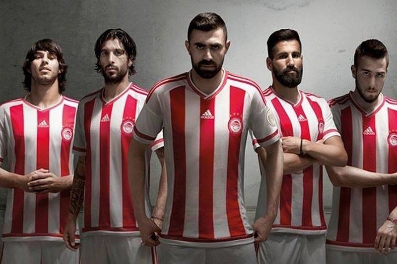 Αυτή είναι η νέα φανέλα του Ολυμπιακού (video+photos)