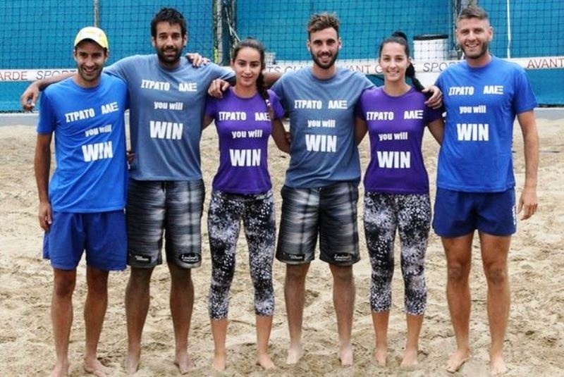 «Στράτο, Άλεξ you will WIN»