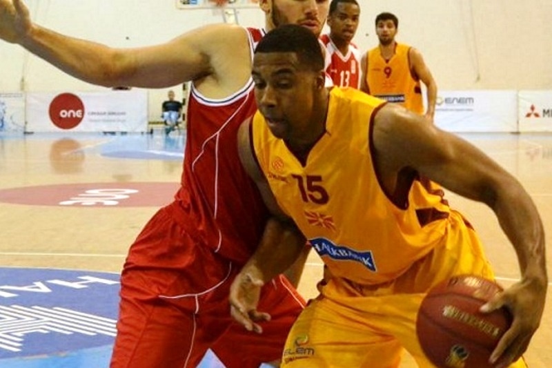 Ποιος Μακάλεμπ; Ο Χέντριξ!