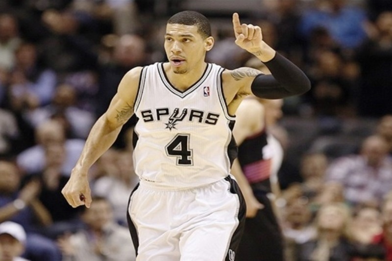 Υπέγραψε ο Γκριν!