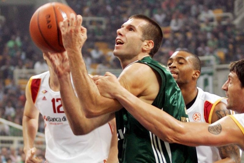 Η αγκαλιά του Σάνι με τον «Μήτσο»! (photo)